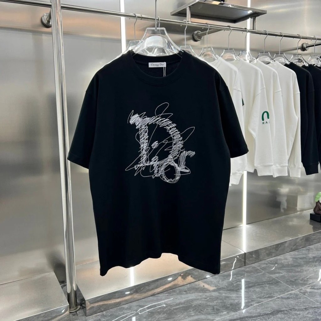 Premium Quality T-Shirts for Men: Where Luxury Meets Everyday&nbsp;Wear